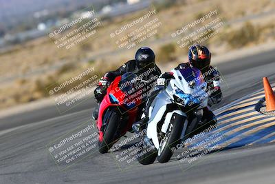 media/Jan-09-2022-SoCal Trackdays (Sun) [[2b1fec8404]]/Turn 11 (935am)/